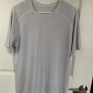 White Swiftly Tech Lululemon Size M Shirt